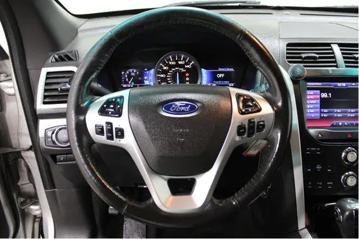 $9982 : Ford Explorer 2013 XLT 4dr S image 8