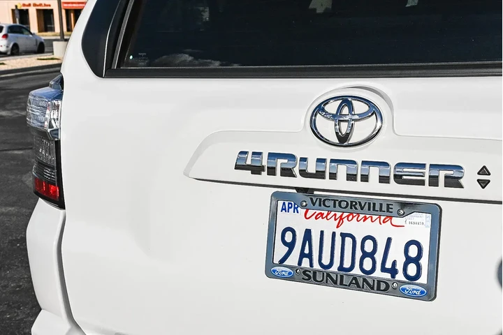 Toyota 4Runner 2022 4x2 SR5 image 10