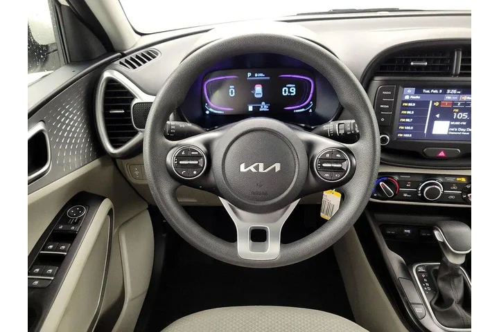 $18998 : Kia Soul 2025 LX 4dr Crossov image 10