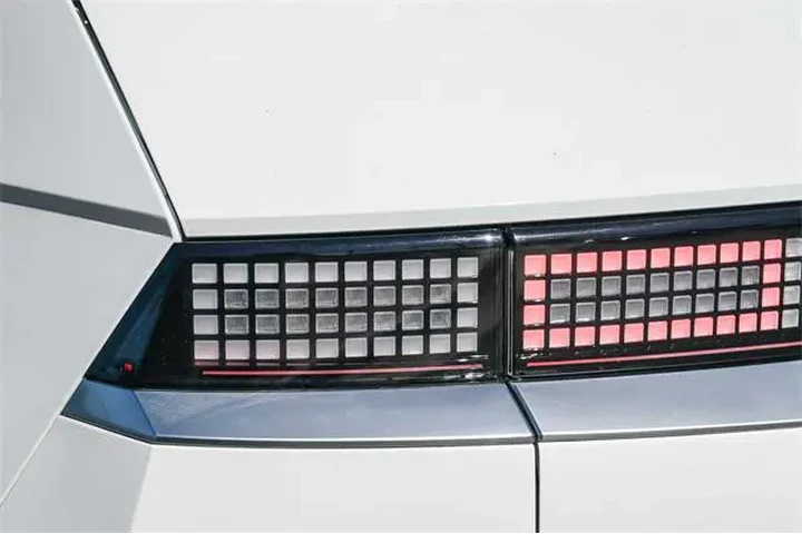 $32500 : Hyundai IONIQ 5 2024 AWD Lim image 8