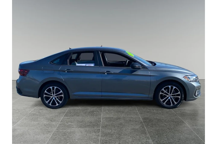 $26792 : Volkswagen Jetta 2024 Sport image 6