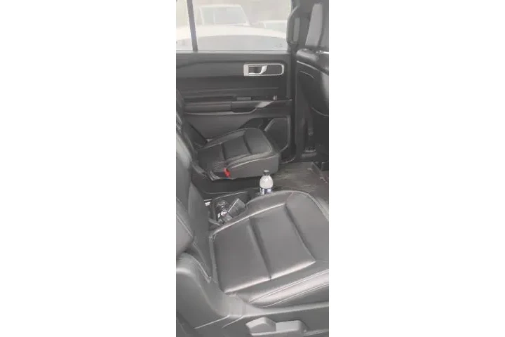 $22988 : Ford Explorer 2020 AWD XLT 4 image 5