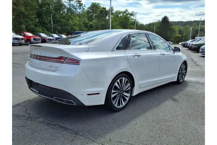 $22995 : Lincoln MKZ 2019 AWD Reserve image 3