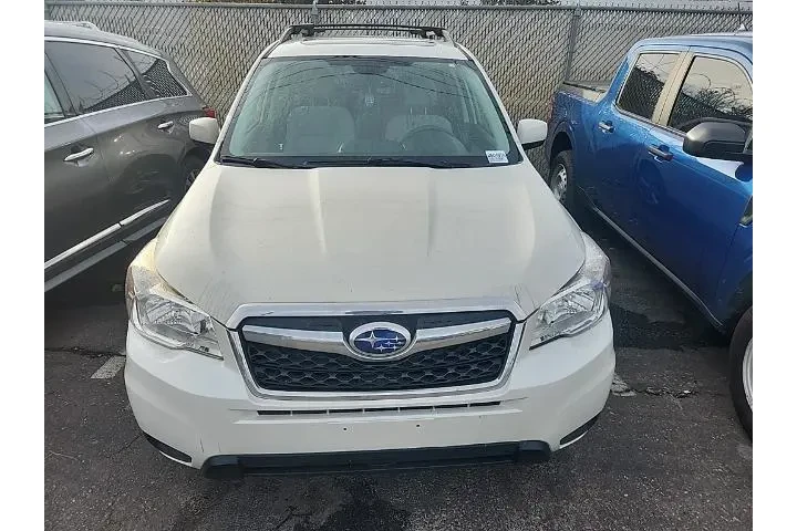 $9491 : Subaru Forester 2015 AWD 2.5 image 2