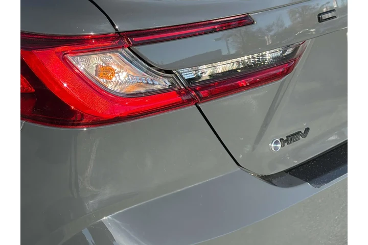 $30820 : Toyota Camry 2025 SE 4dr Sed image 6