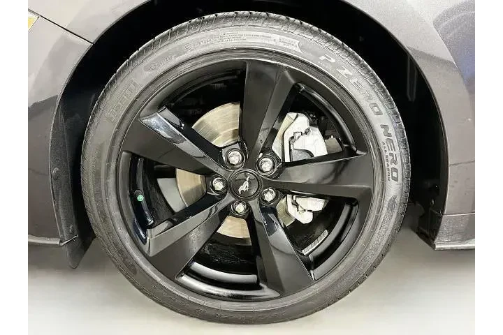 $24588 : Ford Mustang 2022 EcoBoost P image 7