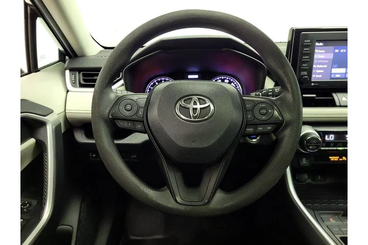 $25998 : Toyota RAV4 2020 XLE 4dr SUV image 10