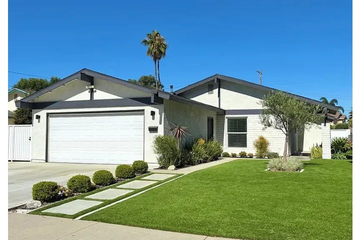 $2050 : 🏠Minutes from LAX✈ & SoFi🏟️ image 1