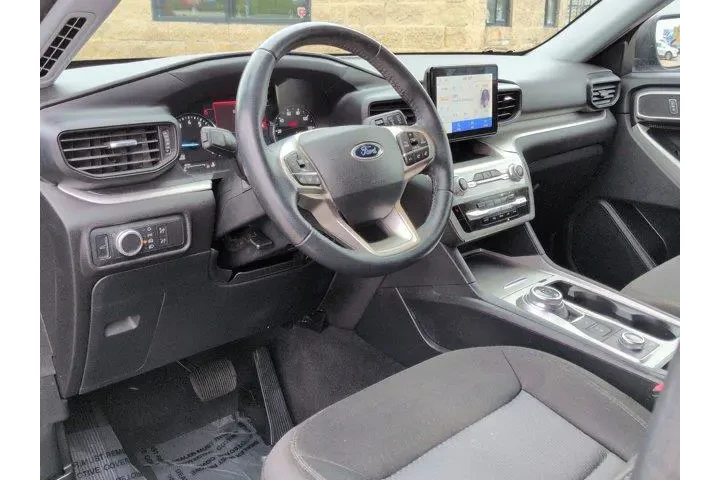 $26997 : Ford Explorer 2022 AWD XLT 4 image 10