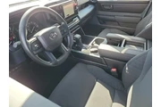 $39500 : Toyota Tundra 2026 4x2 SR 4d thumbnail