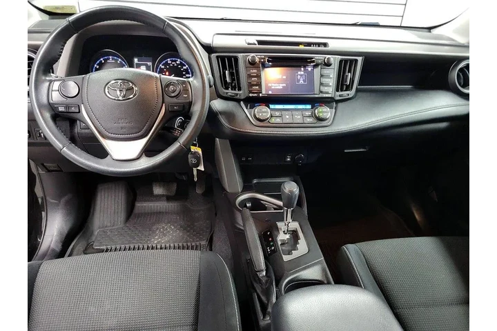 $21998 : Toyota RAV4 2017 AWD XLE 4dr image 8