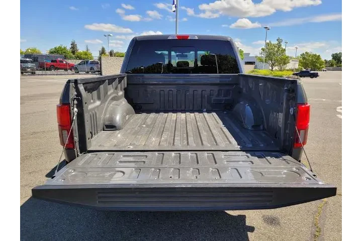 $31900 : Ford F-150 2020 4x4 XL 4dr S image 10