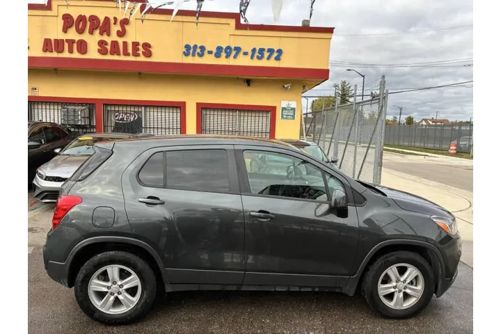 $13995 : 2020 Trax LS image 6