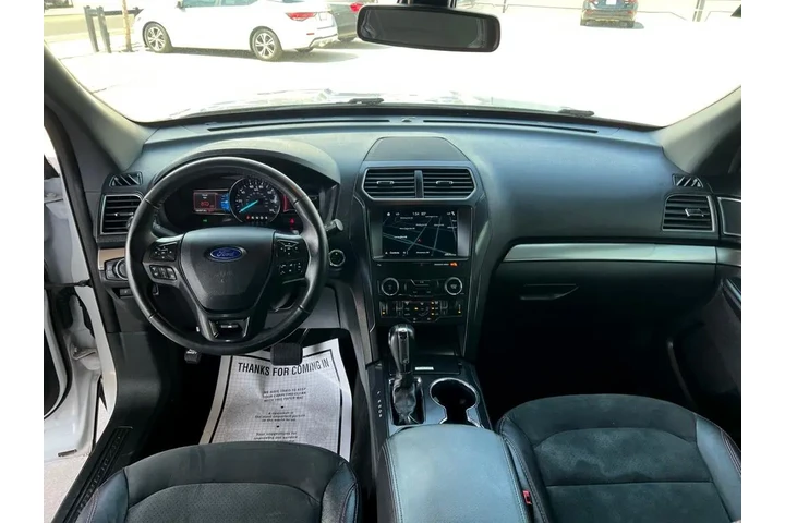 $18500 : 2019 Explorer XLT FWD image 9