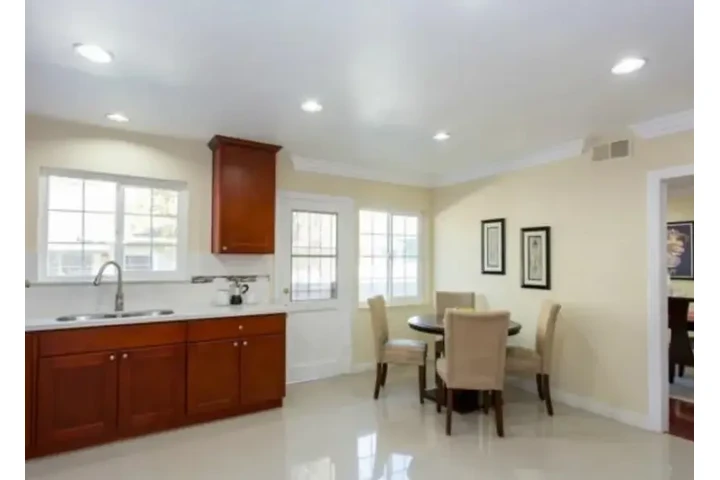 $2800 : West Covina. This home Large image 1
