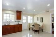 West Covina. This home Large en Los Angeles