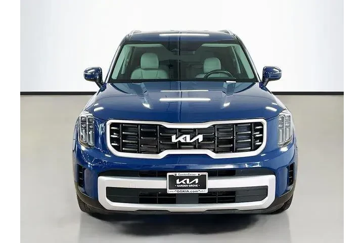 $30912 : Kia Telluride 2023 AWD S 4dr image 2