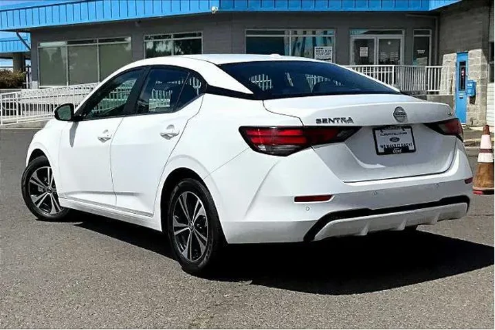 $17086 : Nissan Sentra 2022 SV 4dr Se image 4
