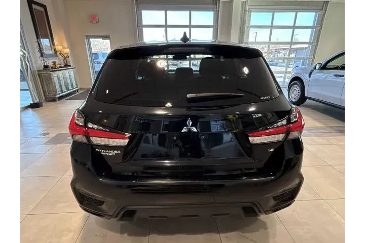 $12800 : Mitsubishi Outlander Sport 2 image 4