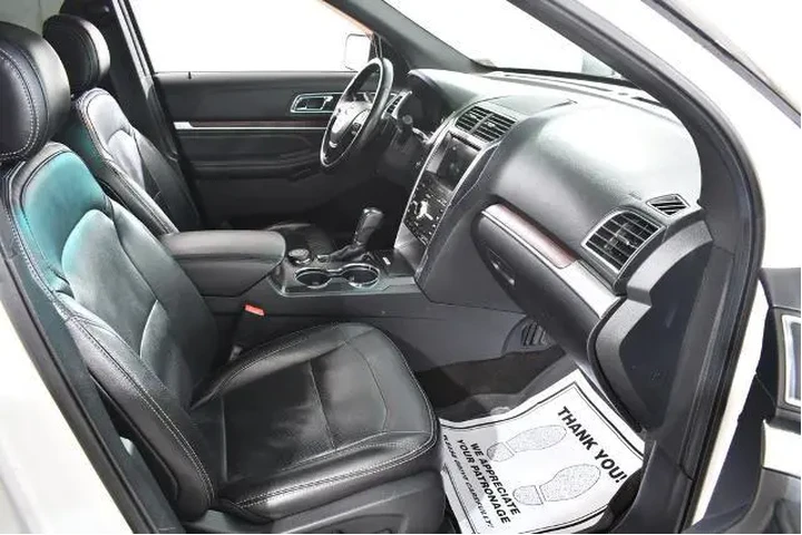$9955 : Ford Explorer 2016 AWD Limit image 10