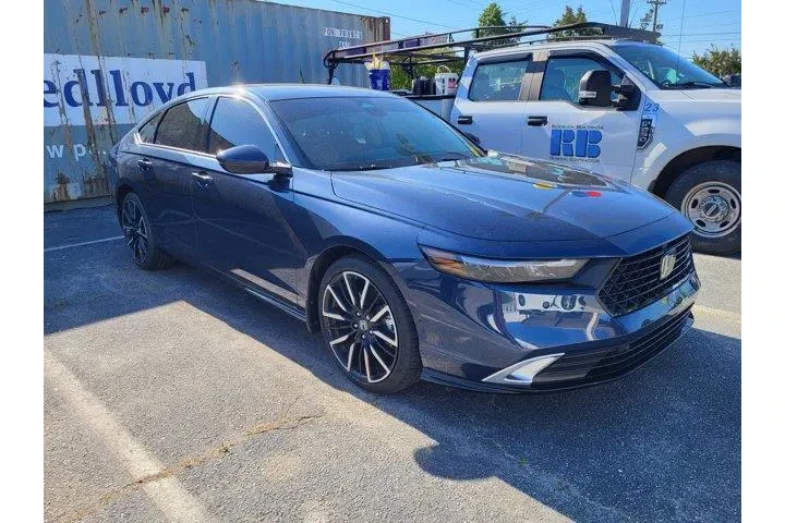 $35499 : Honda Accord Hybrid 2025 Tou image 3