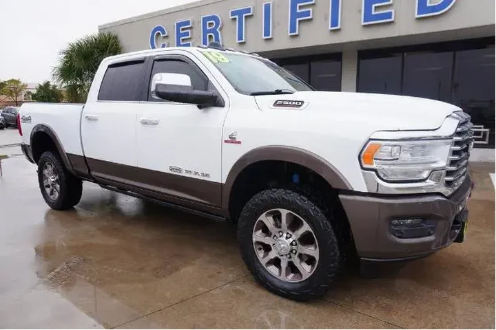 $39988 : Ram 2500 2019 4x4 Laramie Lo image 1