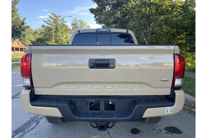 $24995 : 2016 Tacoma TRD Sport image 8