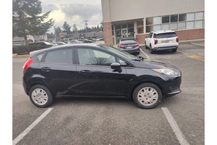 $5900 : 2017 Fiesta S image 10