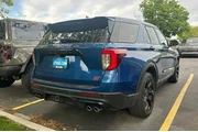 $32995 : Ford Explorer 2021 AWD ST 4d thumbnail