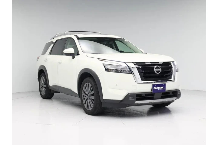 $30998 : Nissan Pathfinder 2023 AWD S image 1