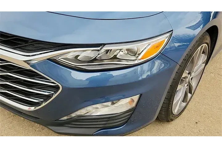 $20679 : Chevrolet Malibu 2024 LT 4dr image 10