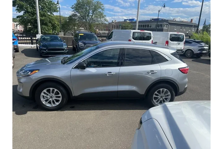 $23000 : Ford Escape 2022 AWD SE 4dr image 6