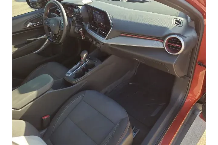 $20233 : Chevrolet Trax 2024 RS 4dr C image 10