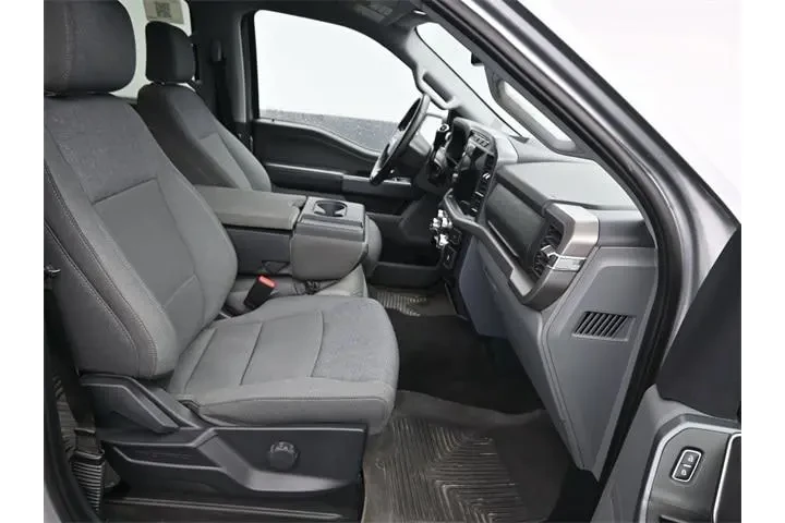 $38843 : Ford F-150 2024 4x4 XLT 4dr image 7