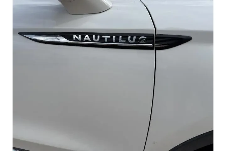 $28910 : Lincoln Nautilus 2021 Standa image 9