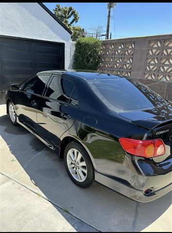 $6500 : Toyota corolla S 2010 image 3