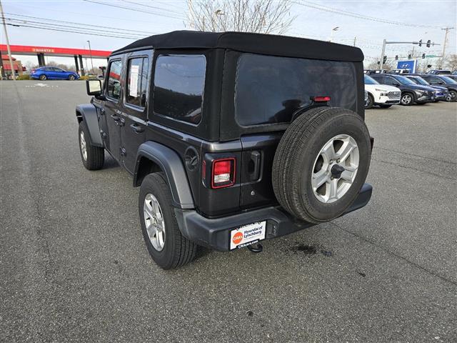 $30000 : PRE-OWNED  JEEP WRANGLER UNLIM image 5