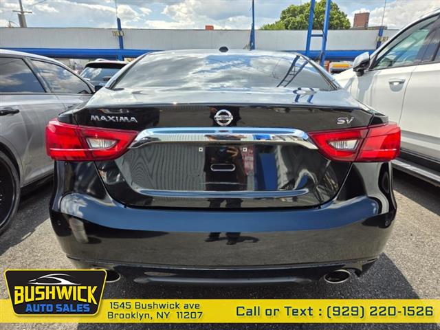 $13995 : Used 2017 Maxima SL 3.5L for image 4