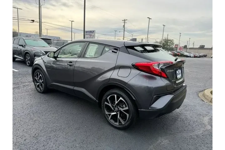 $16995 : Toyota C-HR 2020 XLE 4dr Cro image 4