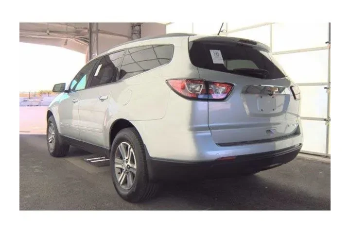 $9450 : Chevrolet Traverse 2016 LT 4 image 4