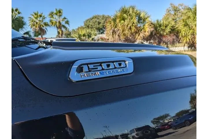 $34681 : Ram 1500 2023 4x4 Big Horn 4 image 10