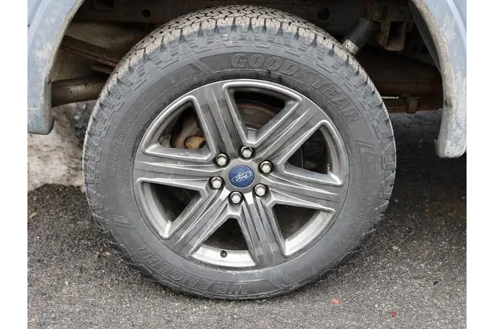 $25660 : Ford F-150 2020 4x4 XL 4dr S image 6