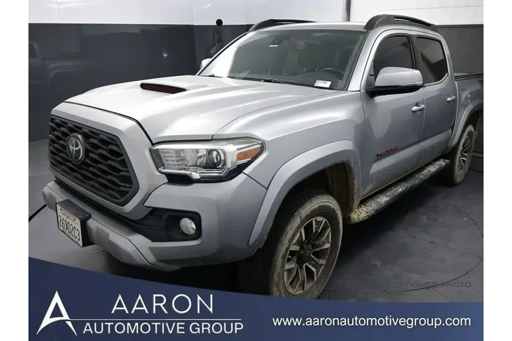 $34585 : Toyota Tacoma 2021 4x4 TRD P image 1