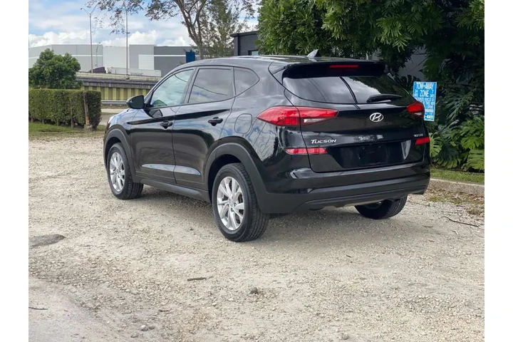 $8999 : Hyundai Tucson 2019 !! CASH !! image 2