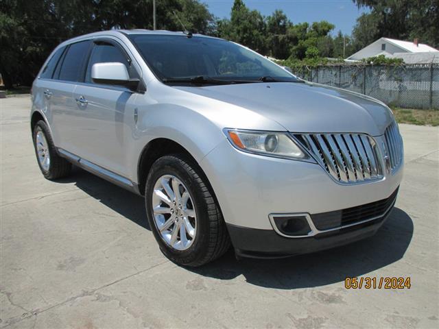 $10995 : 2011 MKX image 2