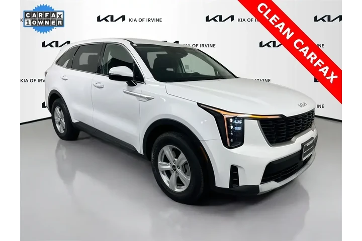 $26998 : Kia Sorento 2024 LX 4dr SUV image 1