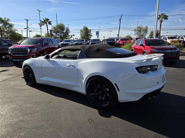 $53741 : Pre-Owned 2024 Camaro 2SS image 4