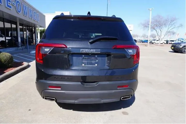 $33988 : GMC Acadia 2023 4x4 SLT 4dr image 5