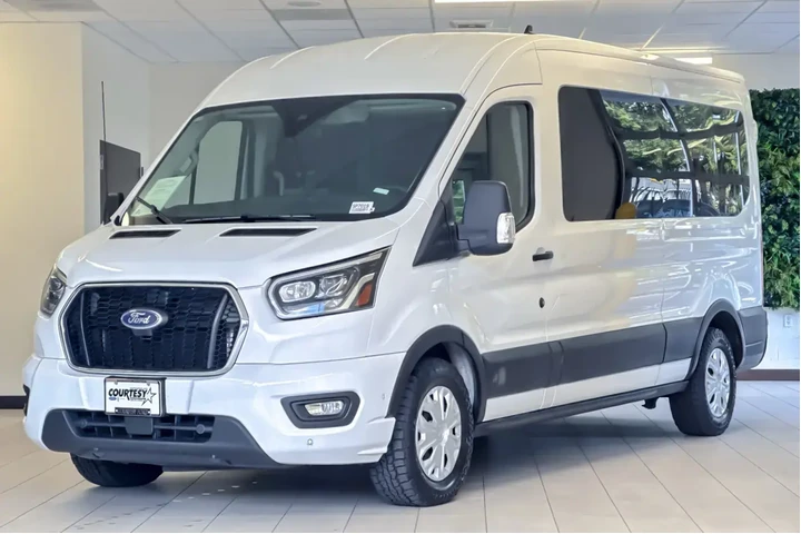 $28495 : Ford Transit 2023 350 XL 3dr image 8
