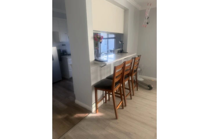 $1300 : Arriendo cuartos image 3